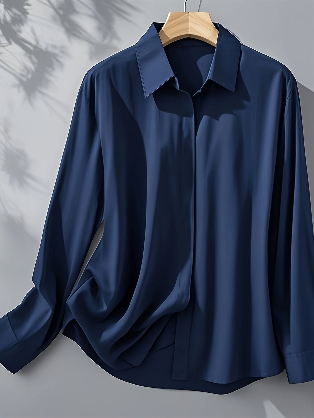 Hayden Ellen | Stylish Long-sleeved Blouse With Button Placket