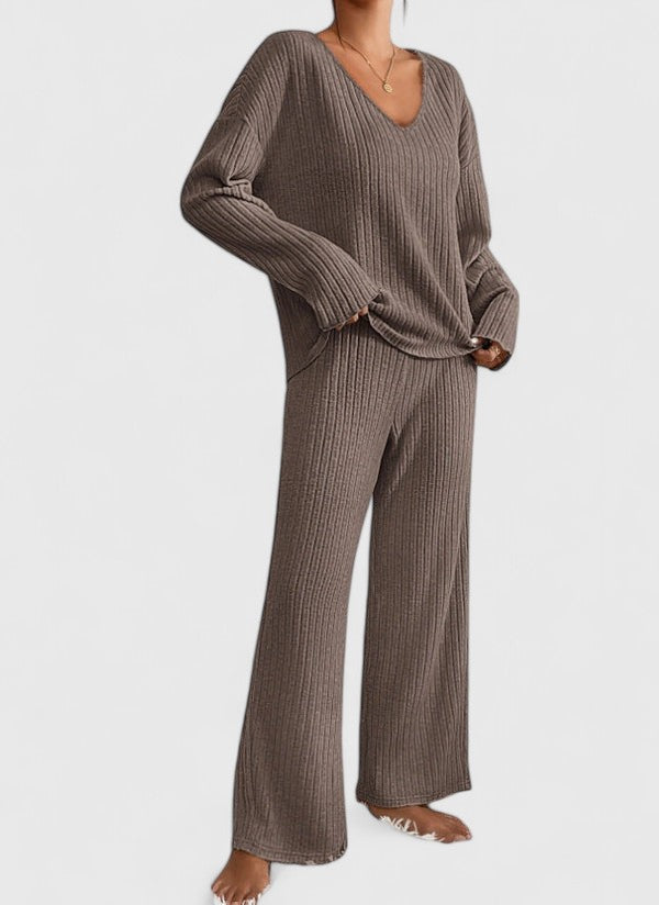 Angeline™ Comfortable Set